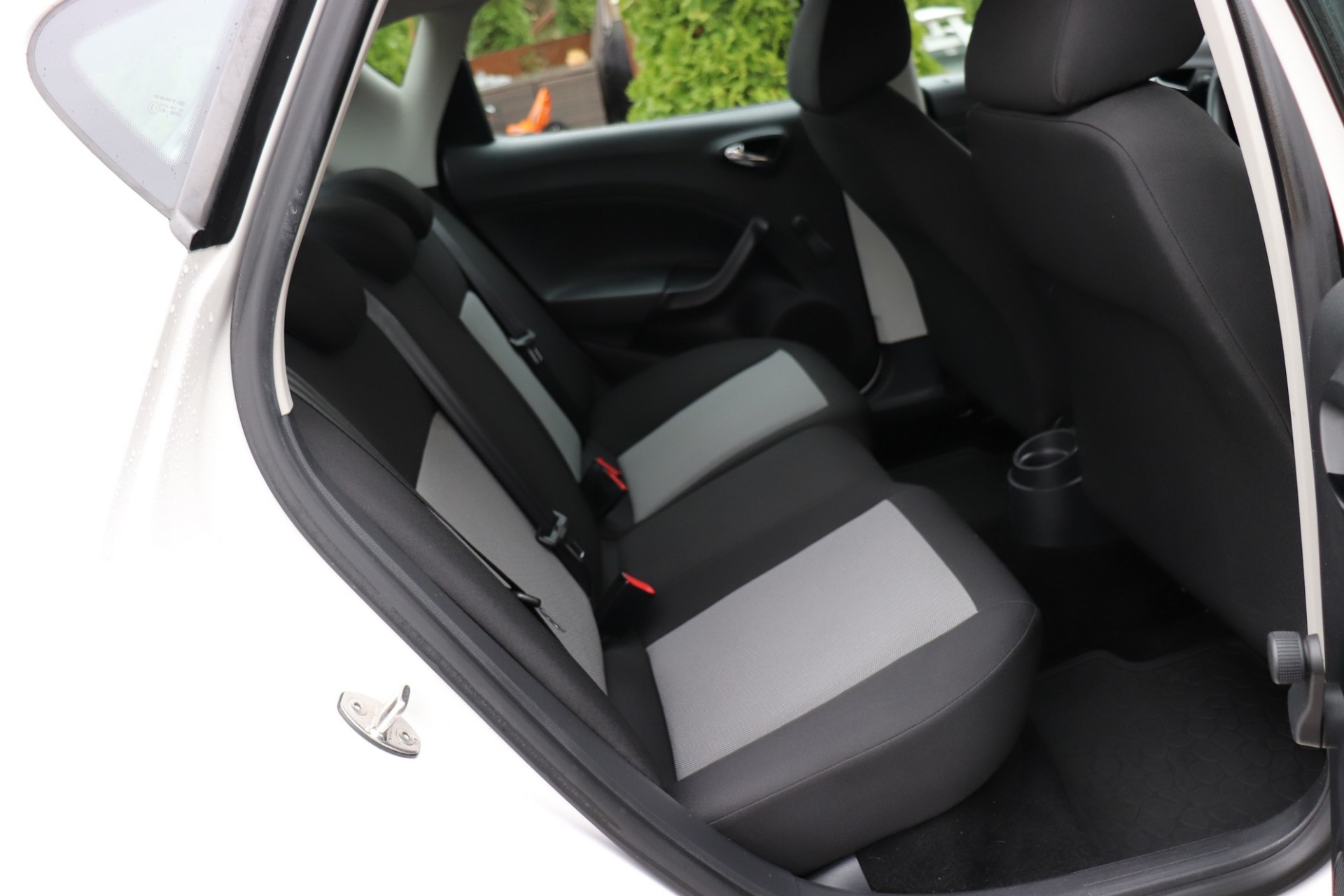 
								SEAT IBIZA 1.0 BENZYNA+LPG, ZADBANY, GWARANCJA, KRAJOWY full									