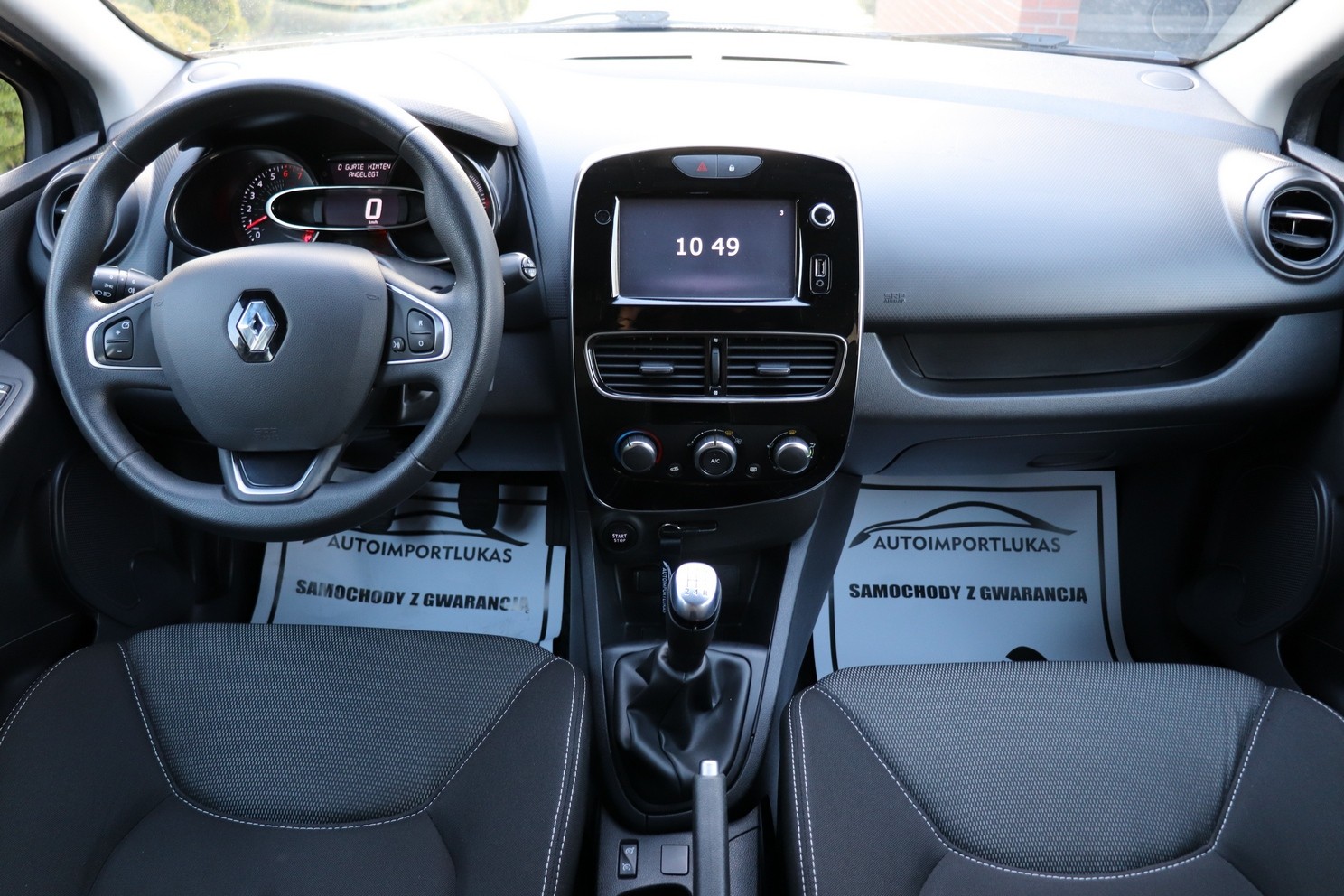 
								RENAULT CLIO 1.2, NISKI PRZEBIEG, SERWISOWANY, GWARANCJA full									