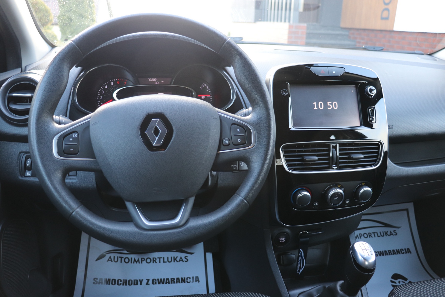 
								RENAULT CLIO 1.2, NISKI PRZEBIEG, SERWISOWANY, GWARANCJA full									