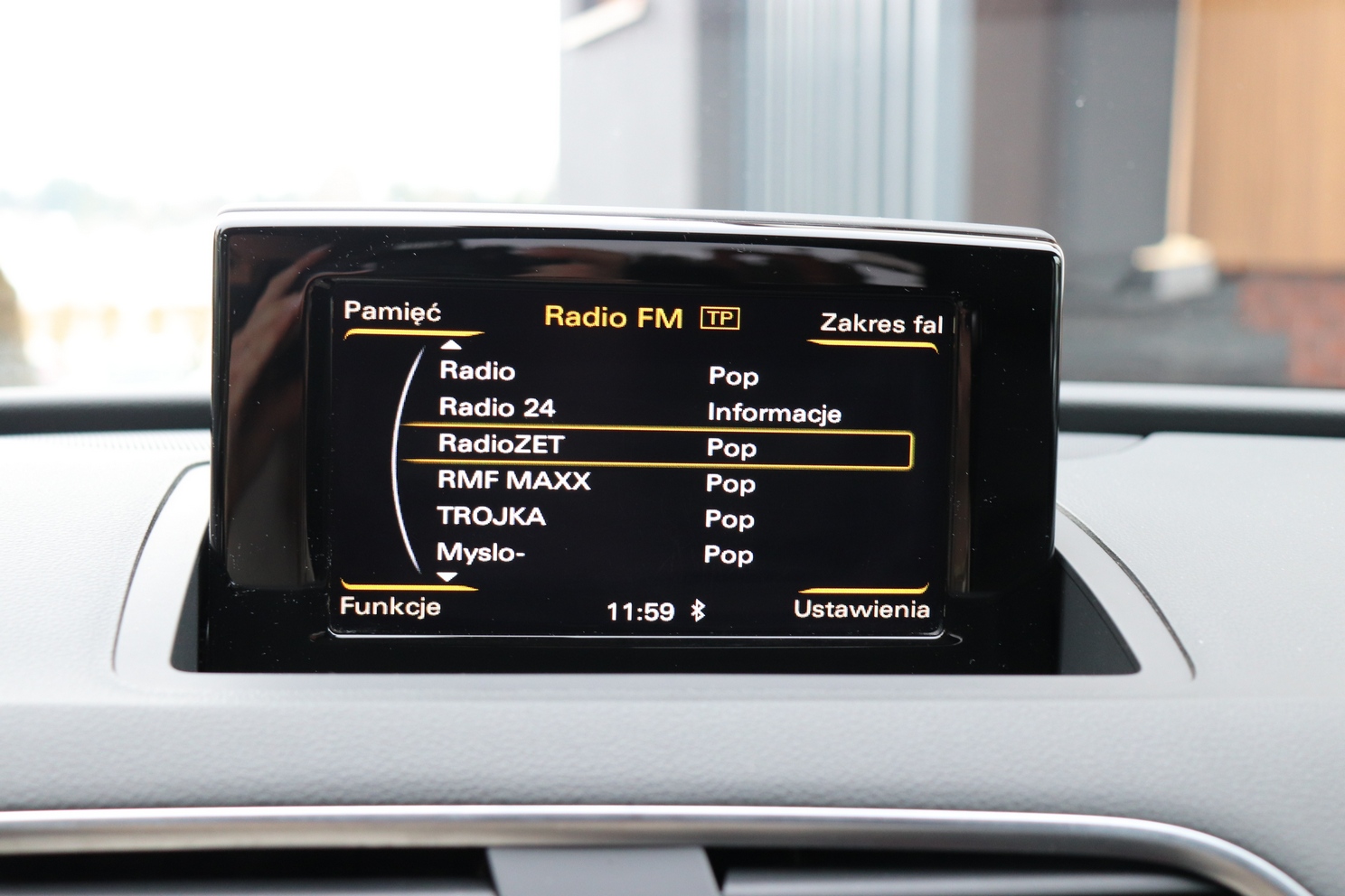 
								AUDI Q3 2.0 TDI QUATTRO, SERWISOWANY, GWARANCJA full									