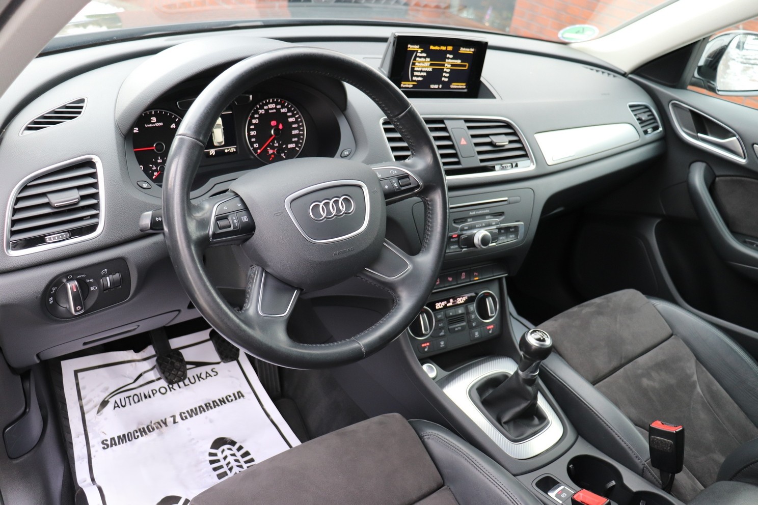 
								AUDI Q3 2.0 TDI QUATTRO, SERWISOWANY, GWARANCJA full									
