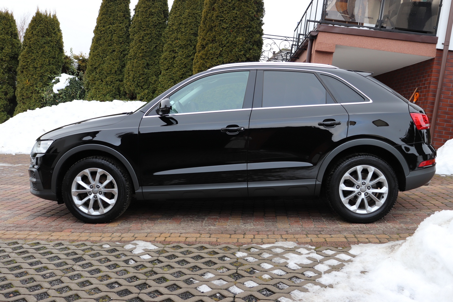 
								AUDI Q3 2.0 TDI QUATTRO, SERWISOWANY, GWARANCJA full									