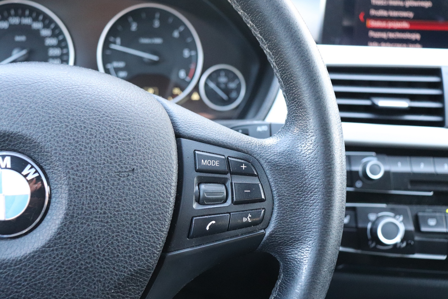 
								BMW 318D F31 2.0 DIESEL full									