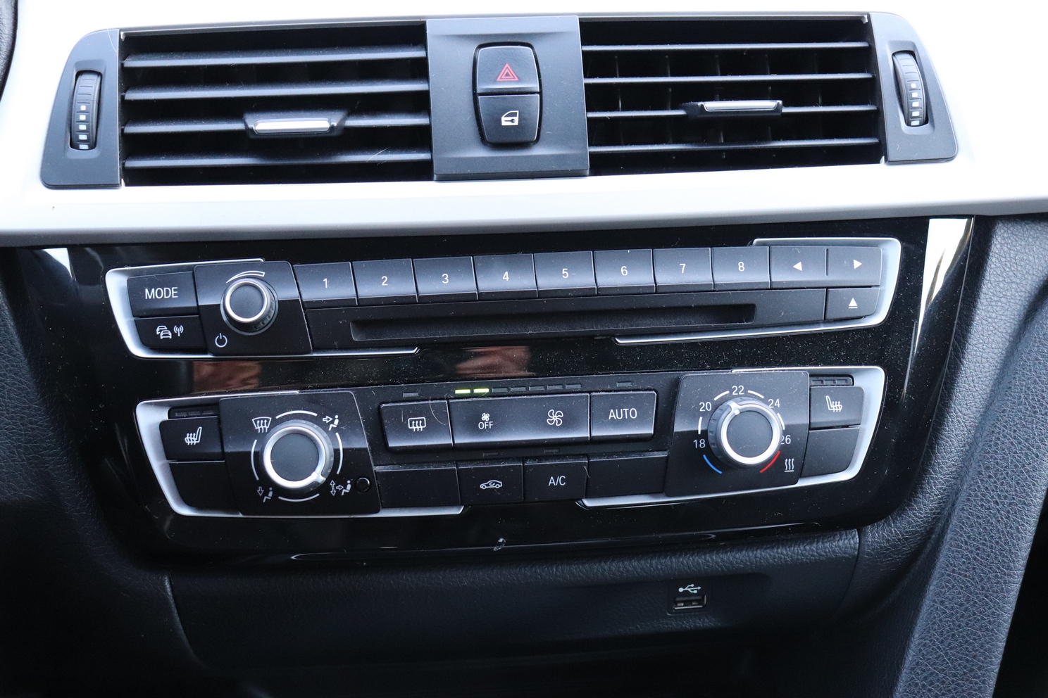 
								BMW 318D F31 2.0 DIESEL full									