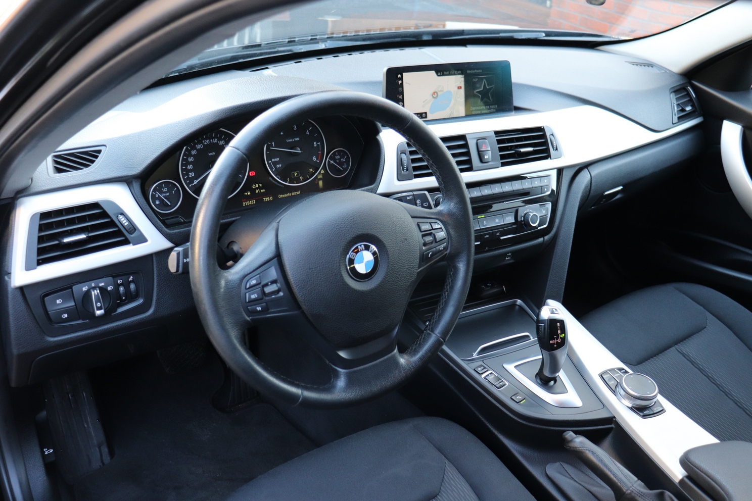 
								BMW 318D F31 2.0 DIESEL full									