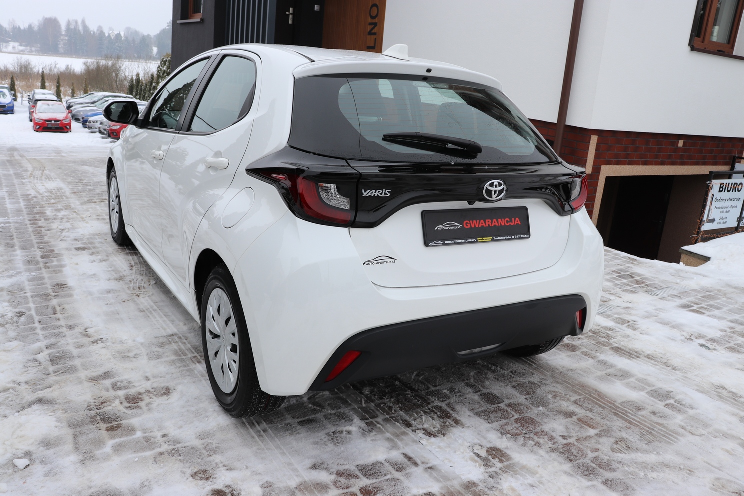 
								TOYOTA YARIS 1.5, 1 WŁAŚCICIEL, SERWISOWANY, NISKI PRZEBIEG, full									