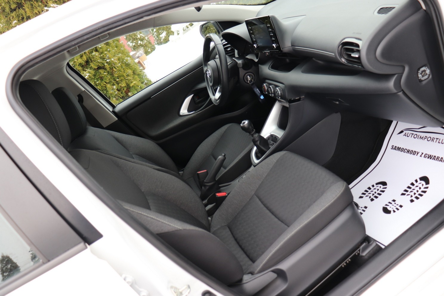 
								TOYOTA YARIS 1.5, 1 WŁAŚCICIEL, SERWISOWANY, NISKI PRZEBIEG, full									