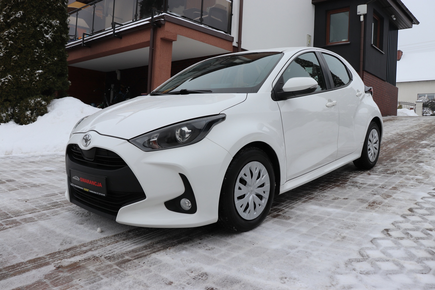 
								TOYOTA YARIS 1.5, 1 WŁAŚCICIEL, SERWISOWANY, NISKI PRZEBIEG, full									