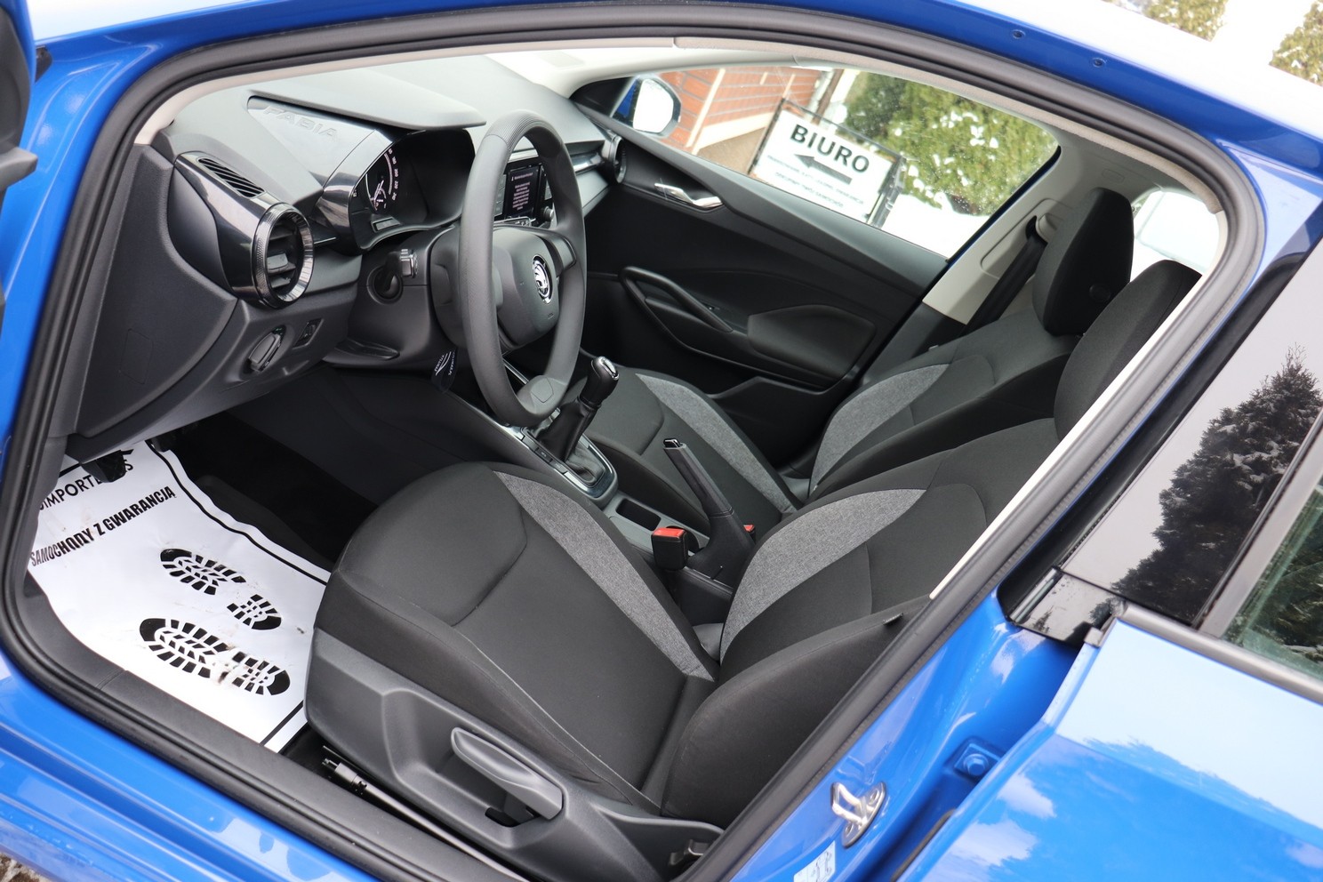 
								SKODA FABIA 1.0 TSI, 1 WŁAŚICICIEL, SERWISOWANY, KRAJOWY, F-VAT 23%, GWARANCJA full									
