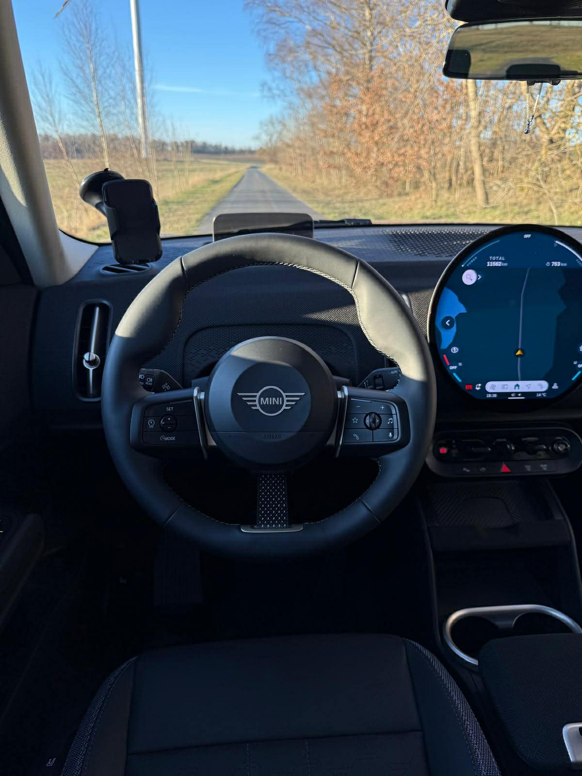
								MINI COUNTRYMAN C 1.5 BENZYNA 2024 full									
