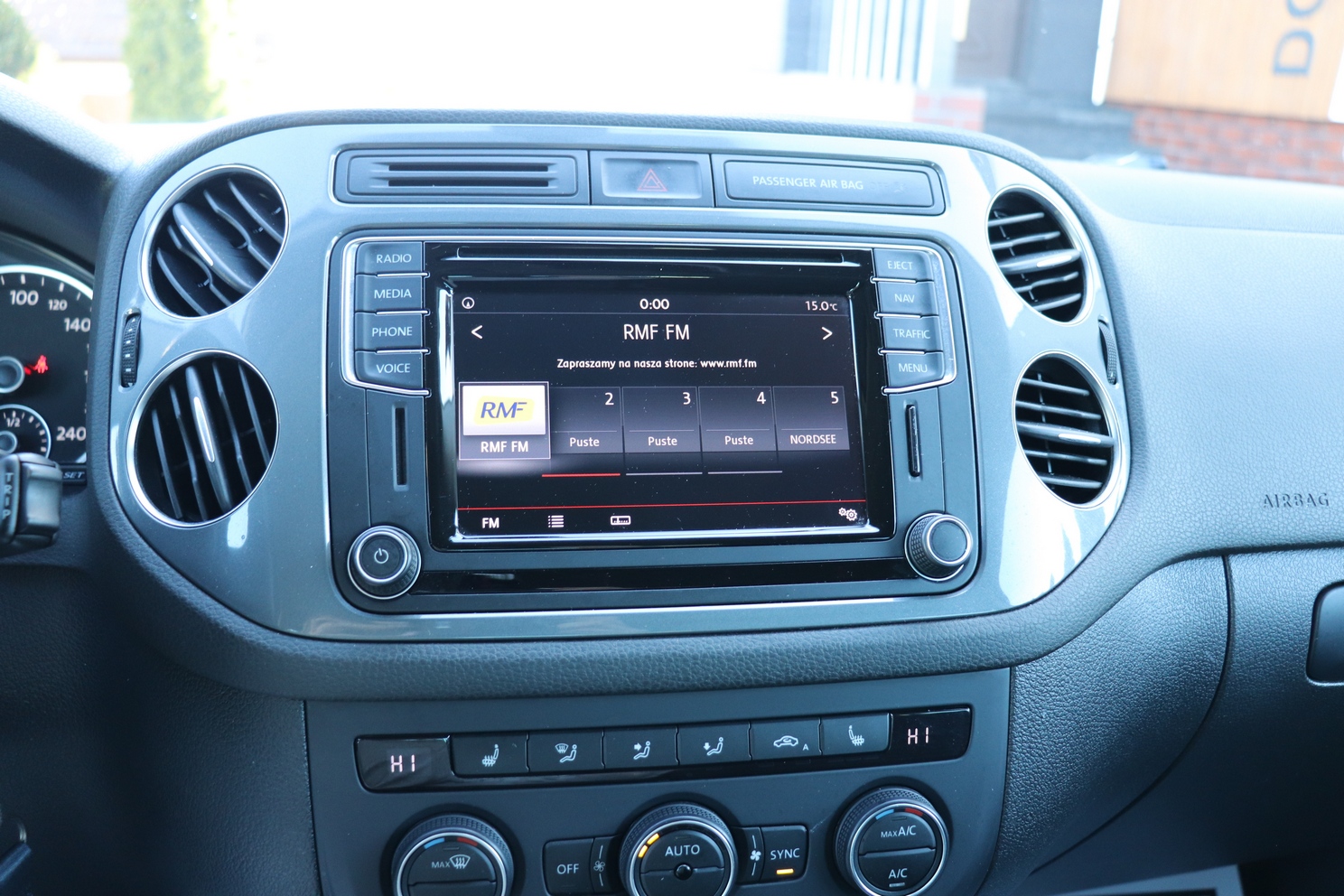 
								VOLKSWAGEN TIGUAN 1.4 TSI, SERWISOWANY, GWARANCJA full									