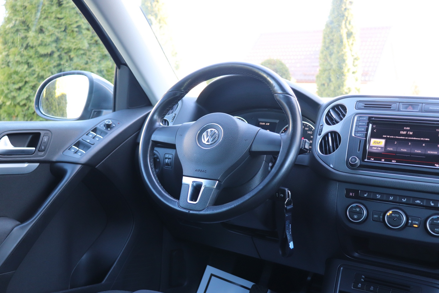 
								VOLKSWAGEN TIGUAN 1.4 TSI, SERWISOWANY, GWARANCJA full									