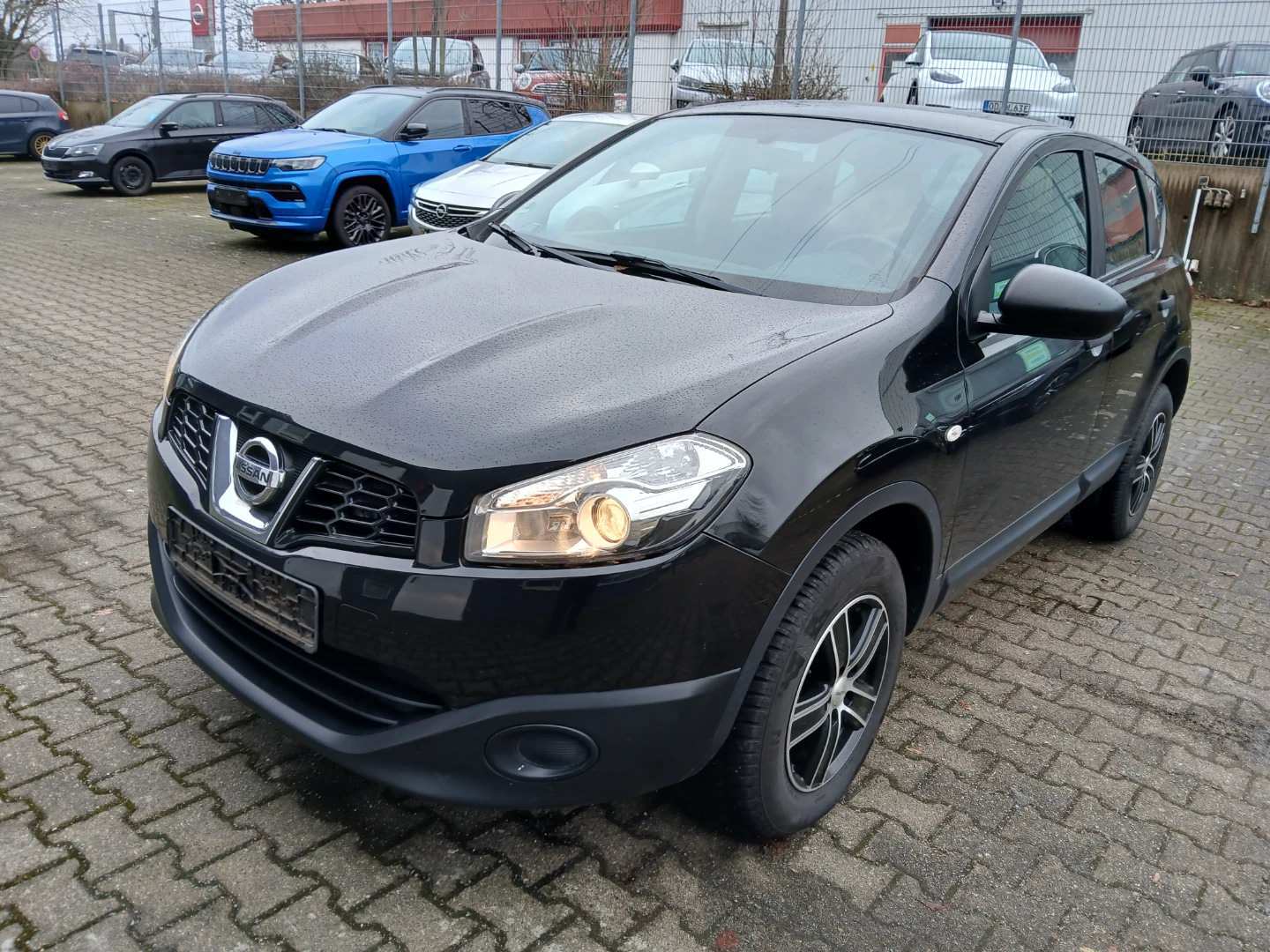 NISSAN QASHQAI NISKI PRZEBIEG