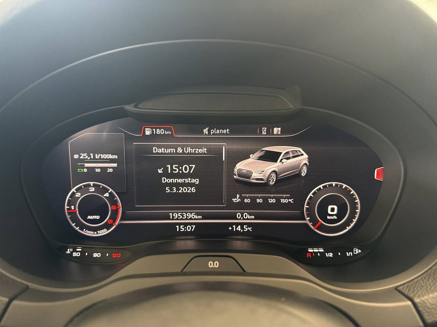 
								Audi A3 Sportback sport 2,0 TDI full									