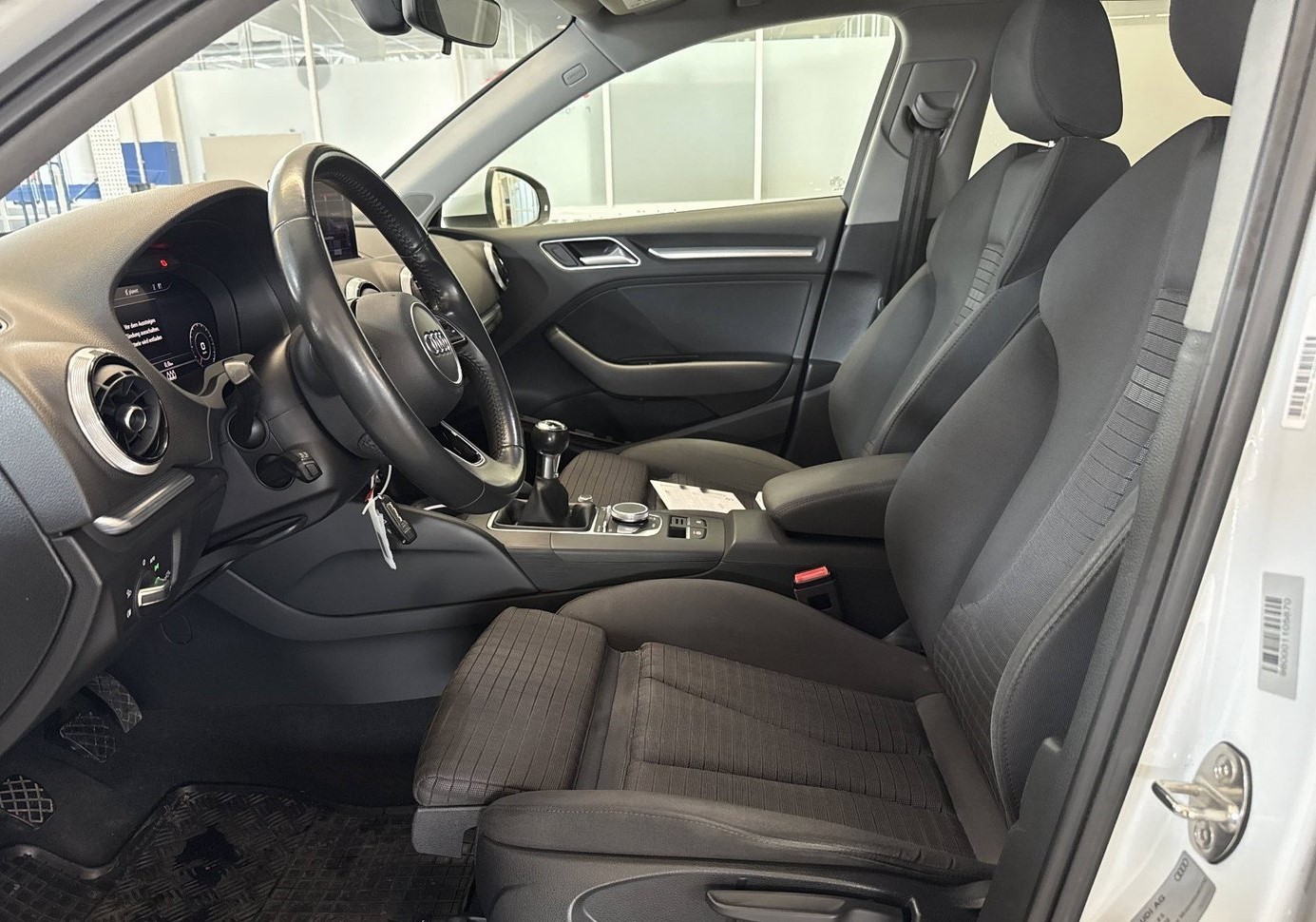 
								Audi A3 Sportback sport 2,0 TDI full									