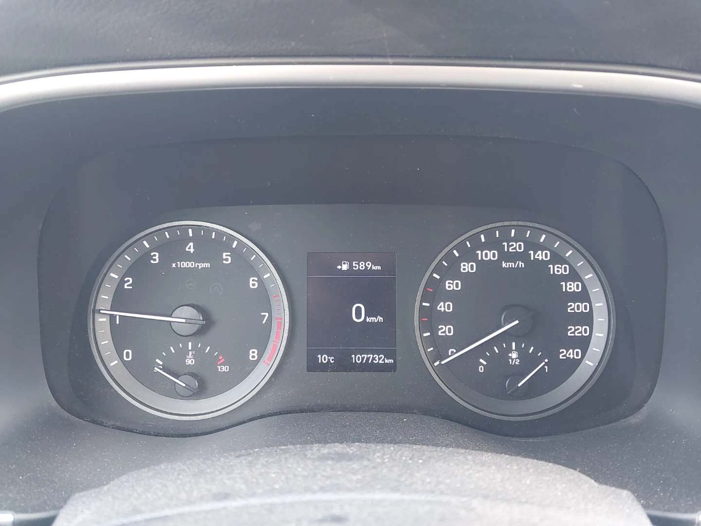 
								HYUNDAI TUCSON 1.6 ,1 WŁAŚCICIEL,SERWISOWANY,NISKI PRZEBIEG,WKRÓTCE W OFERCIE full									