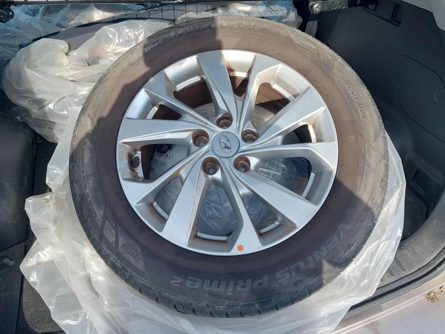 
								HYUNDAI TUCSON 1.6 ,1 WŁAŚCICIEL,SERWISOWANY,NISKI PRZEBIEG,WKRÓTCE W OFERCIE full									