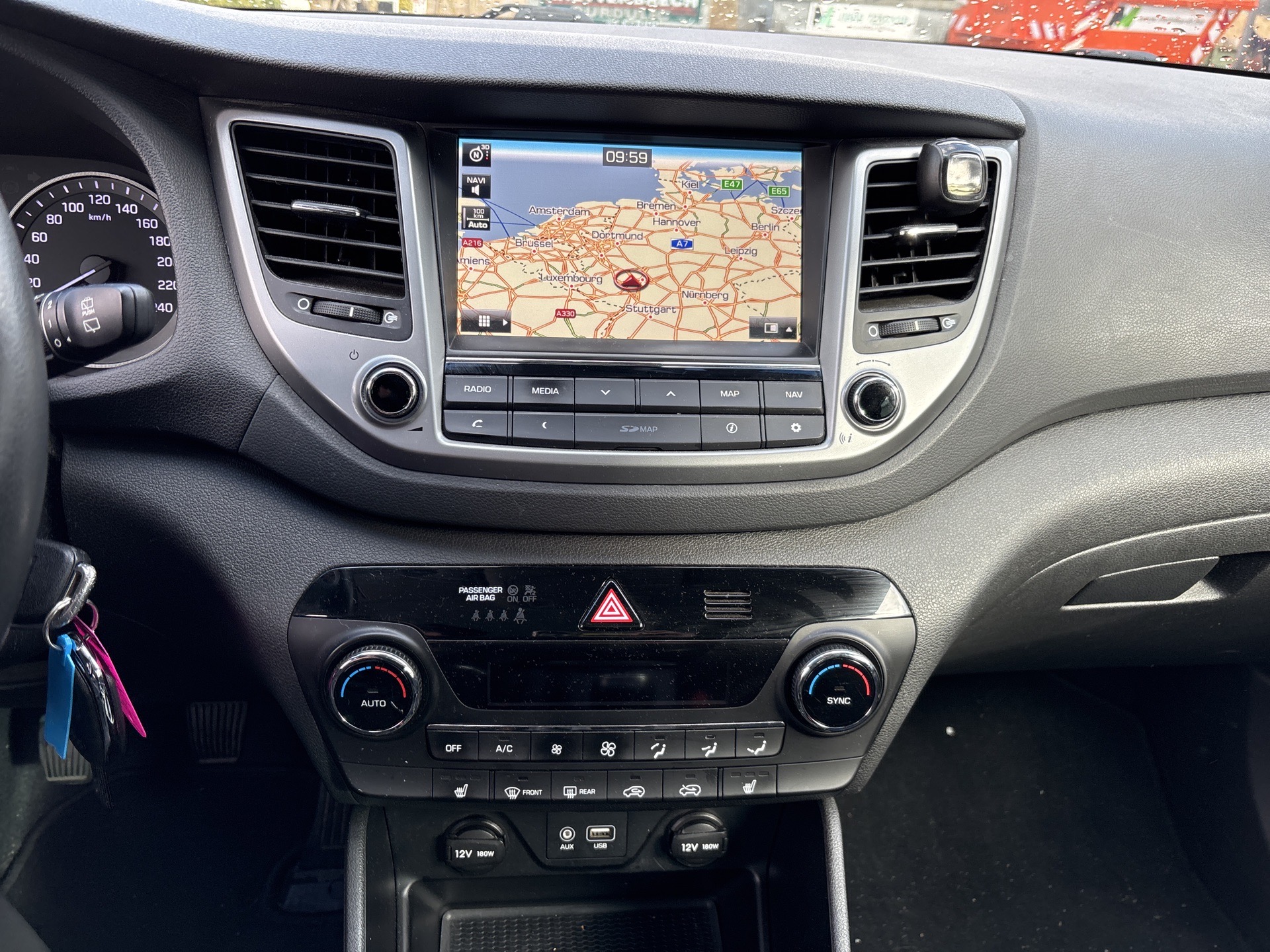 HYUNDAI TUCSON 1.6 BENZYNA