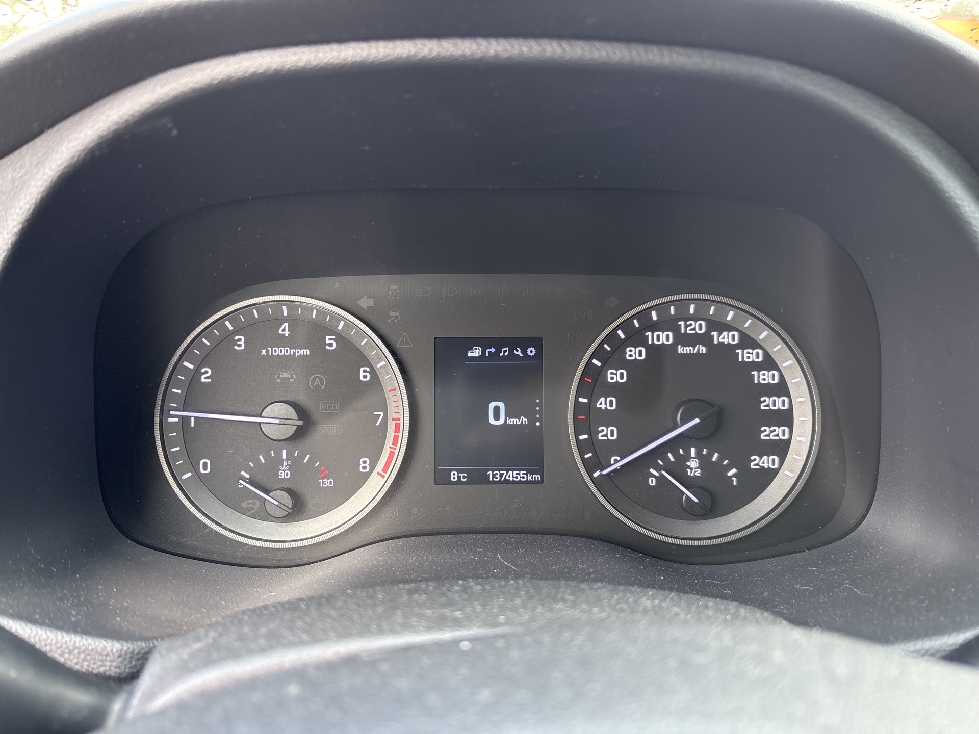 
								HYUNDAI TUCSON 1.6 BENZYNA full									