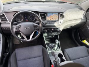 HYUNDAI TUCSON 1.6 BENZYNA
