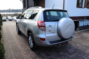 TOYOTA RAV4 2.0 BENZYNA