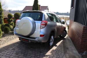 TOYOTA RAV4 2.0 BENZYNA