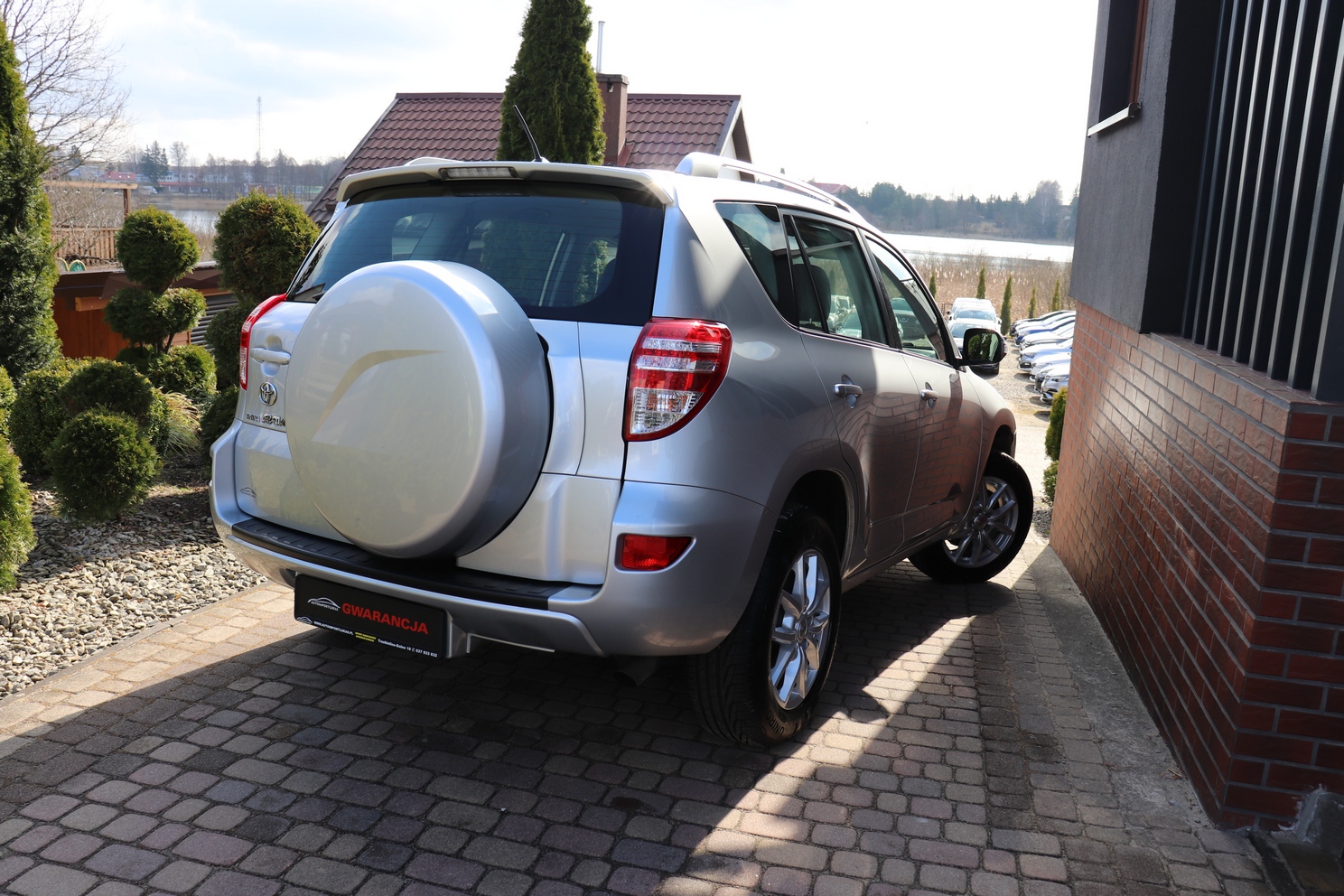 TOYOTA RAV4 2.0 BENZYNA