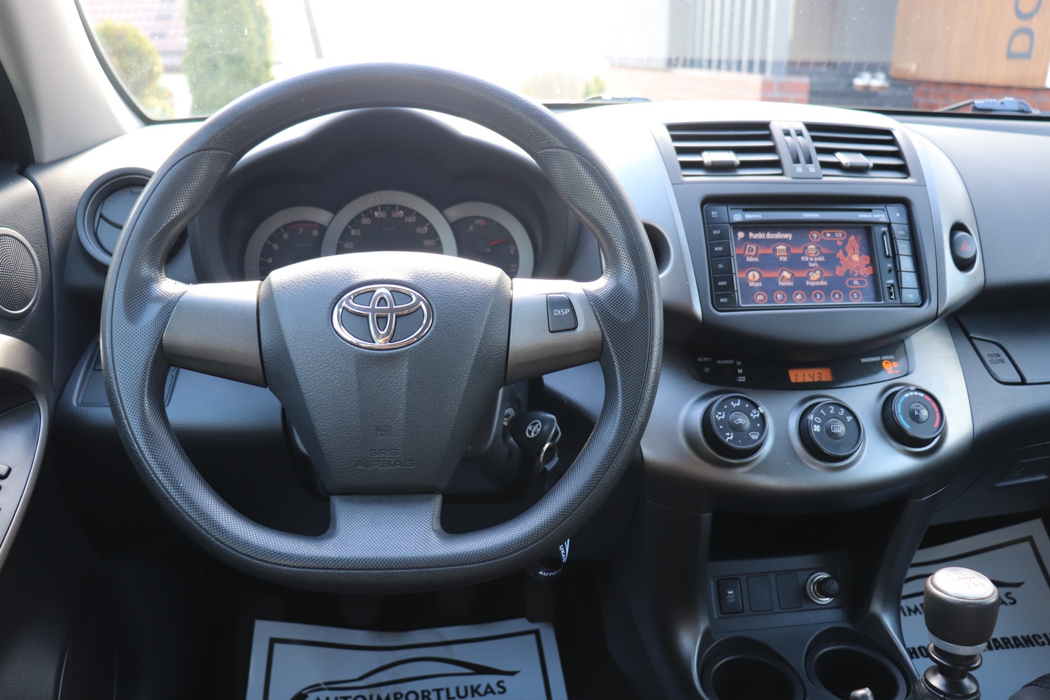 
								TOYOTA RAV4 2.0 BENZYNA full									