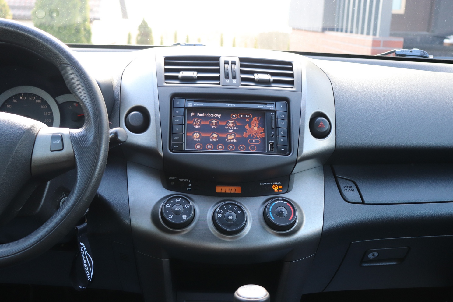 
								TOYOTA RAV4 2.0 BENZYNA full									