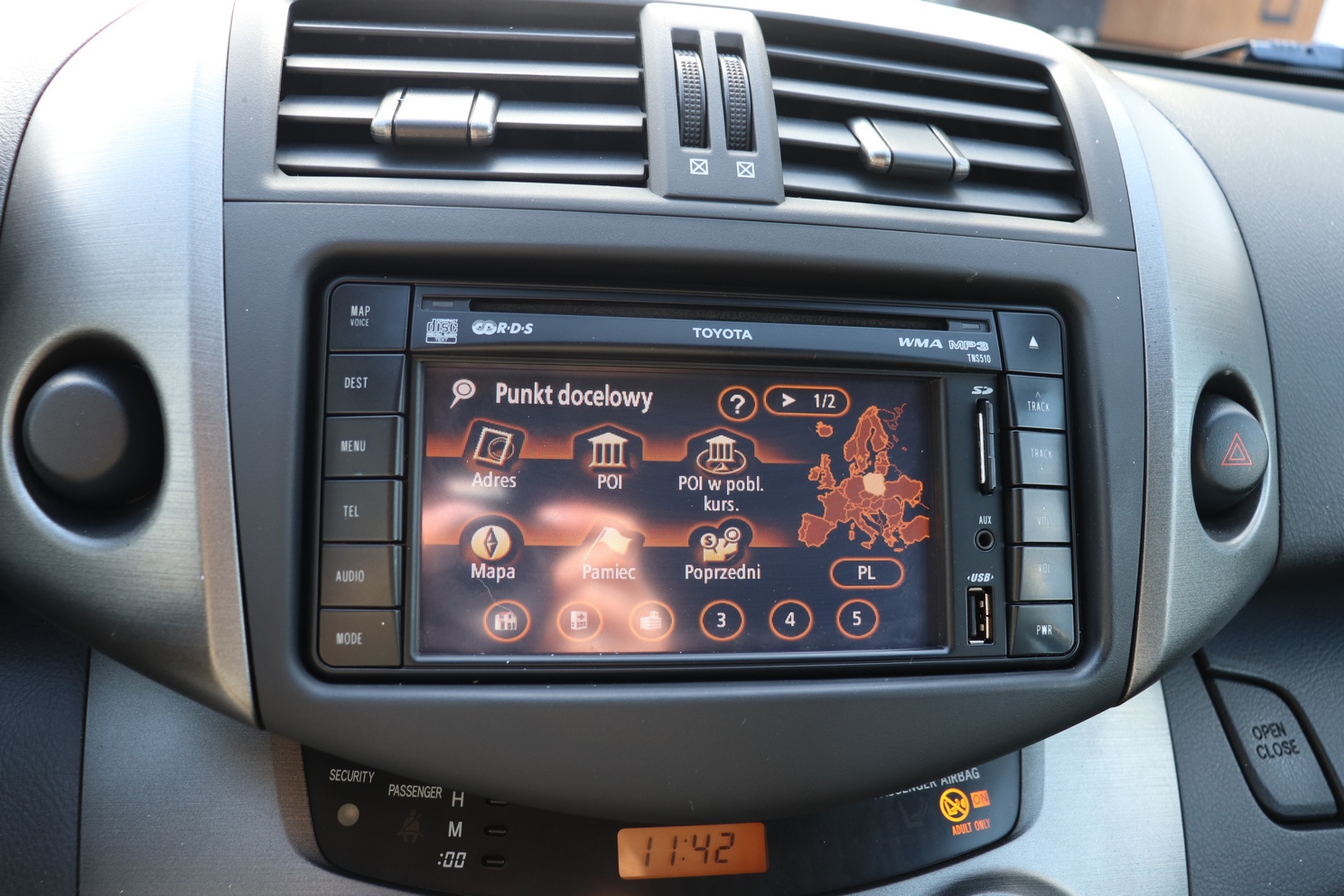 
								TOYOTA RAV4 2.0 BENZYNA full									