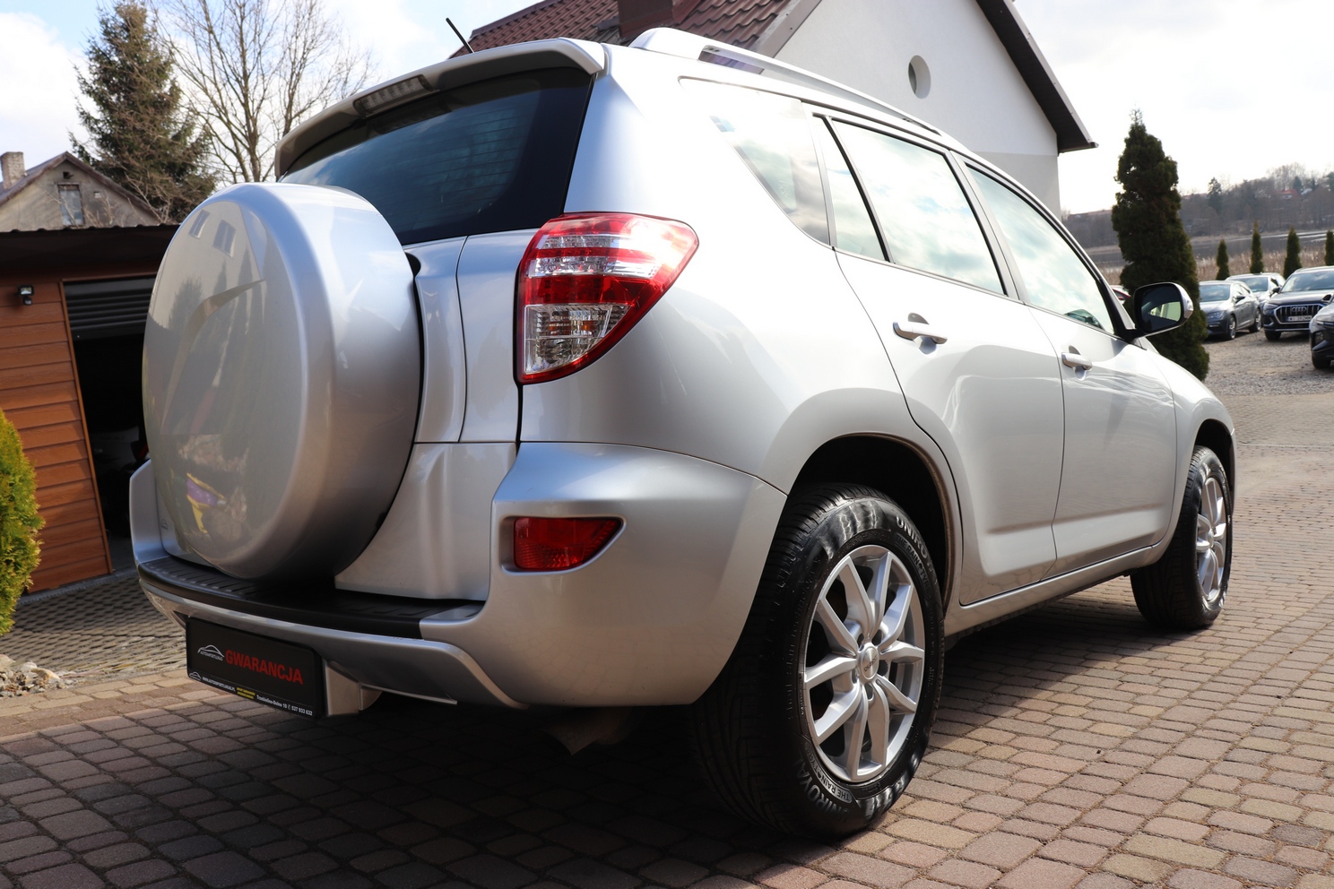 
								TOYOTA RAV4 2.0 BENZYNA full									