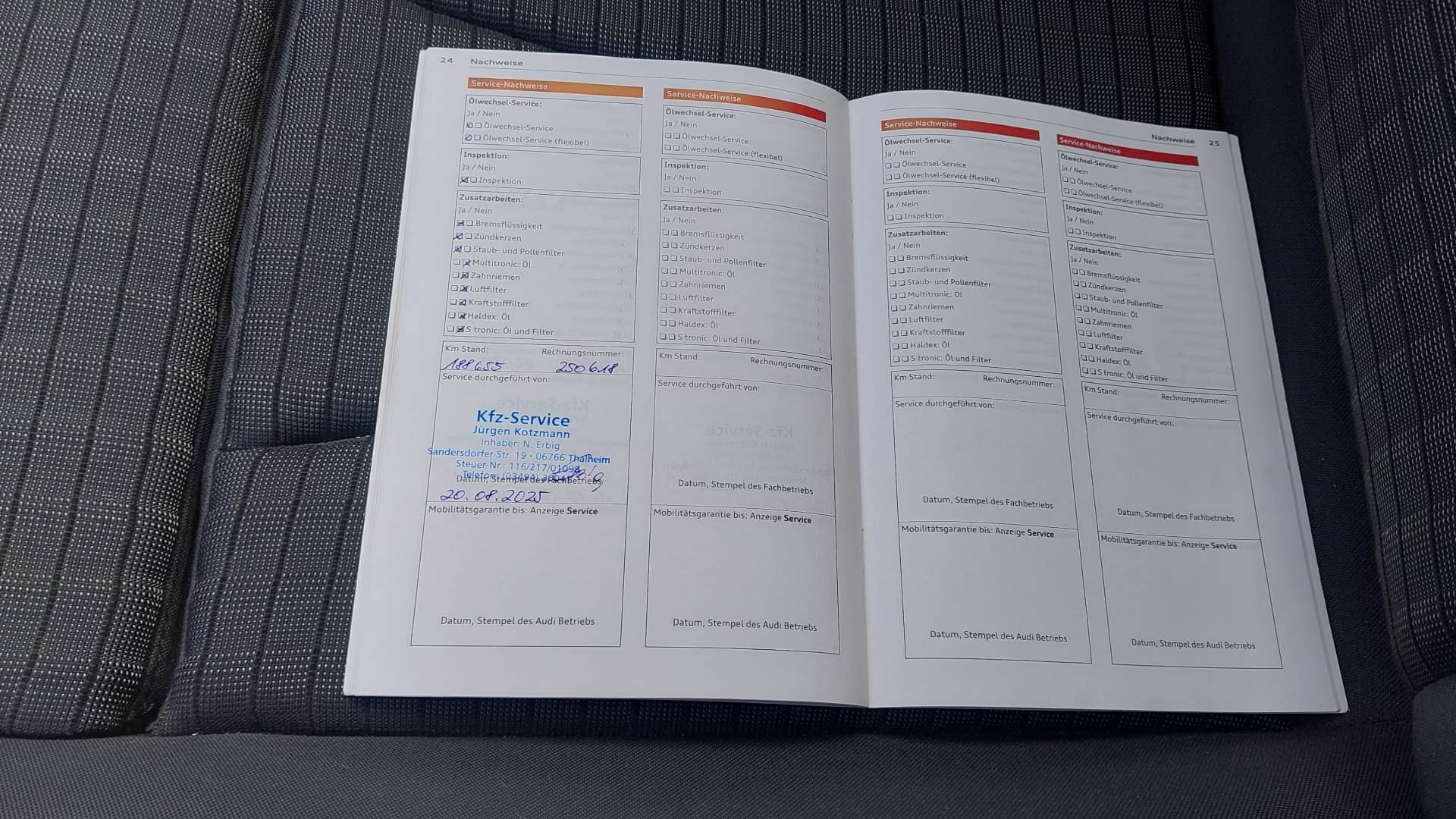 
								AUDI A3 1.4 TFSI SEADAN full									