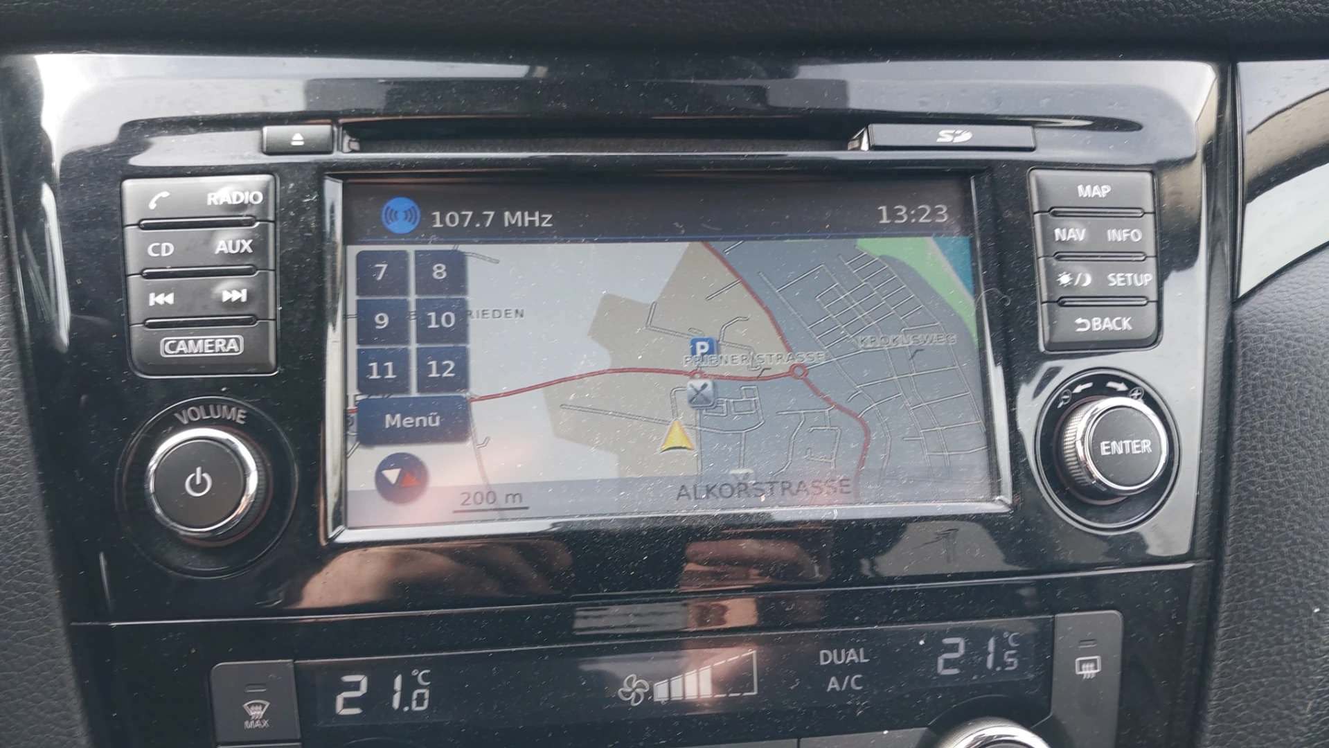 NISSAN QASHQAI 1.6 BENZYNA
