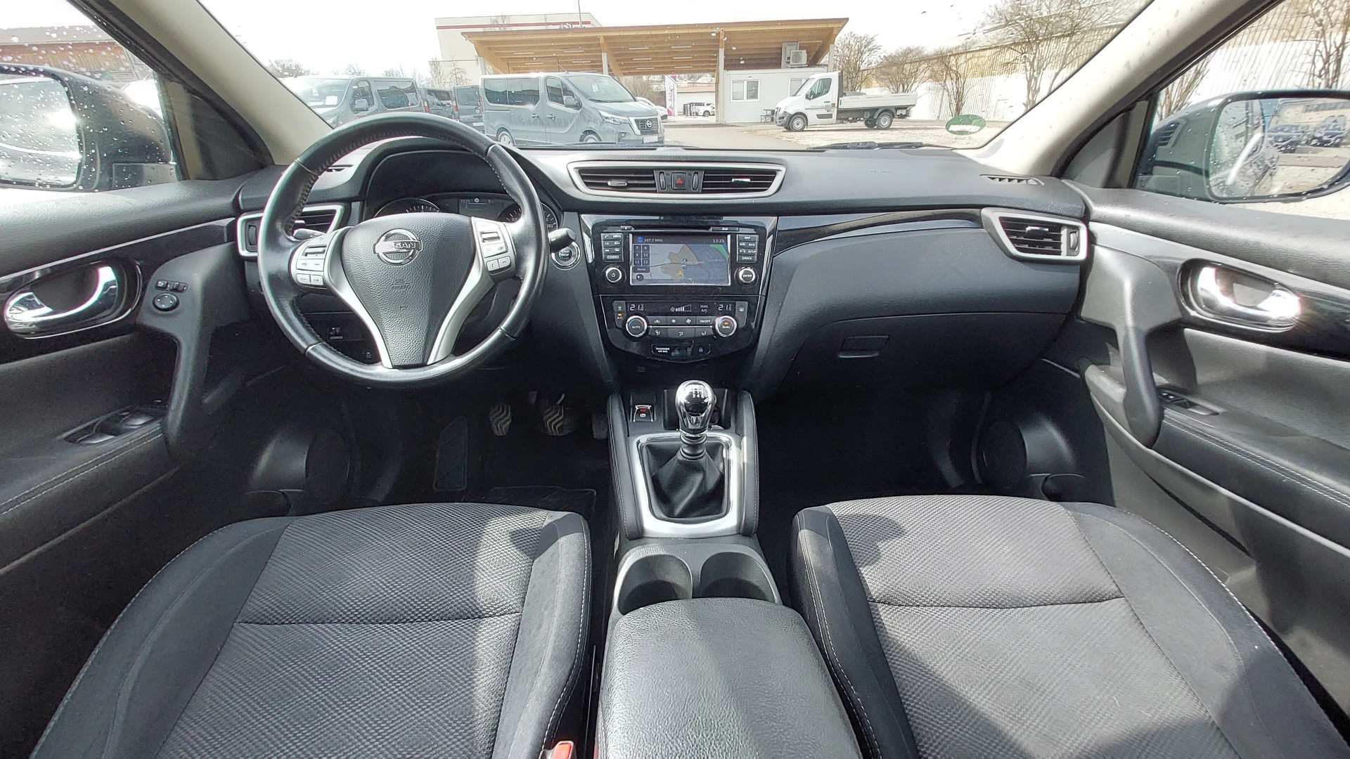 NISSAN QASHQAI 1.6 BENZYNA