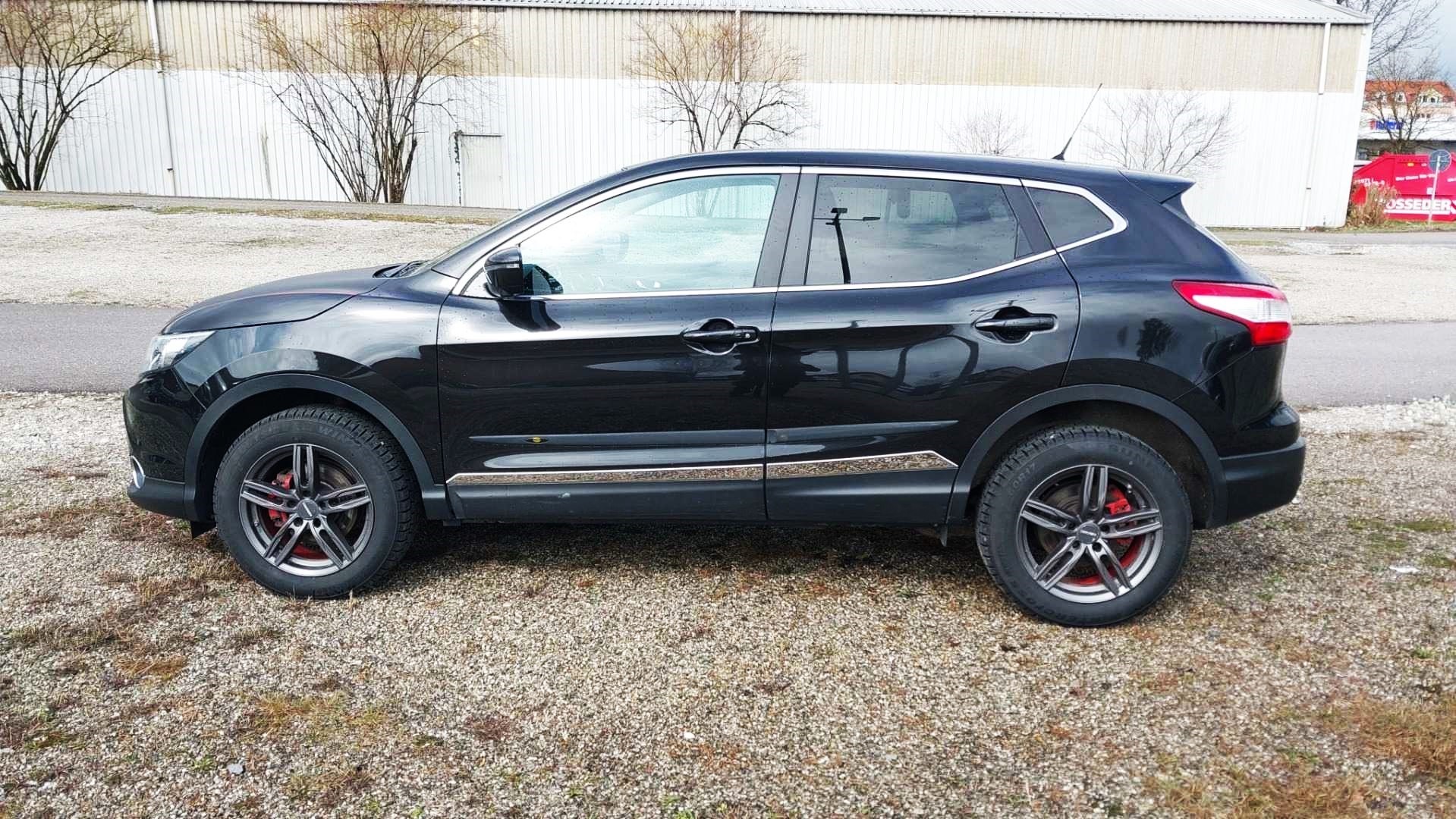 NISSAN QASHQAI 1.6 BENZYNA